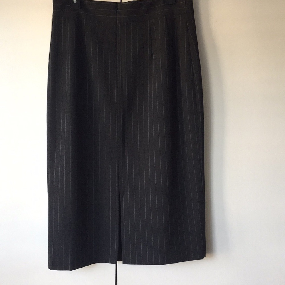 Skirt - Picture 2 of 2